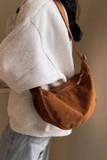 Korduroi Round Sling Bag